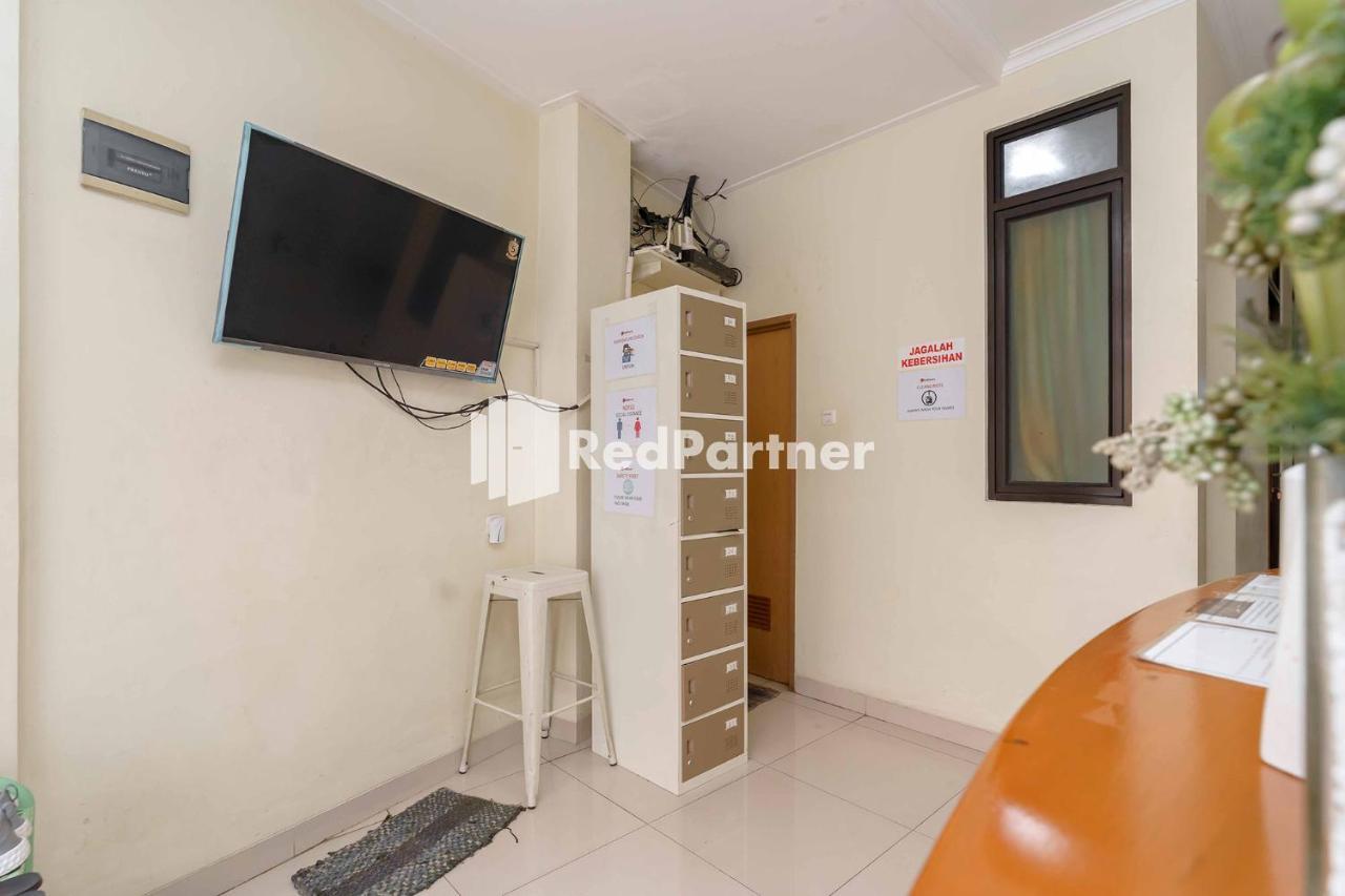 Jo Residence Syariah Redpartner Jakarta Ngoại thất bức ảnh
